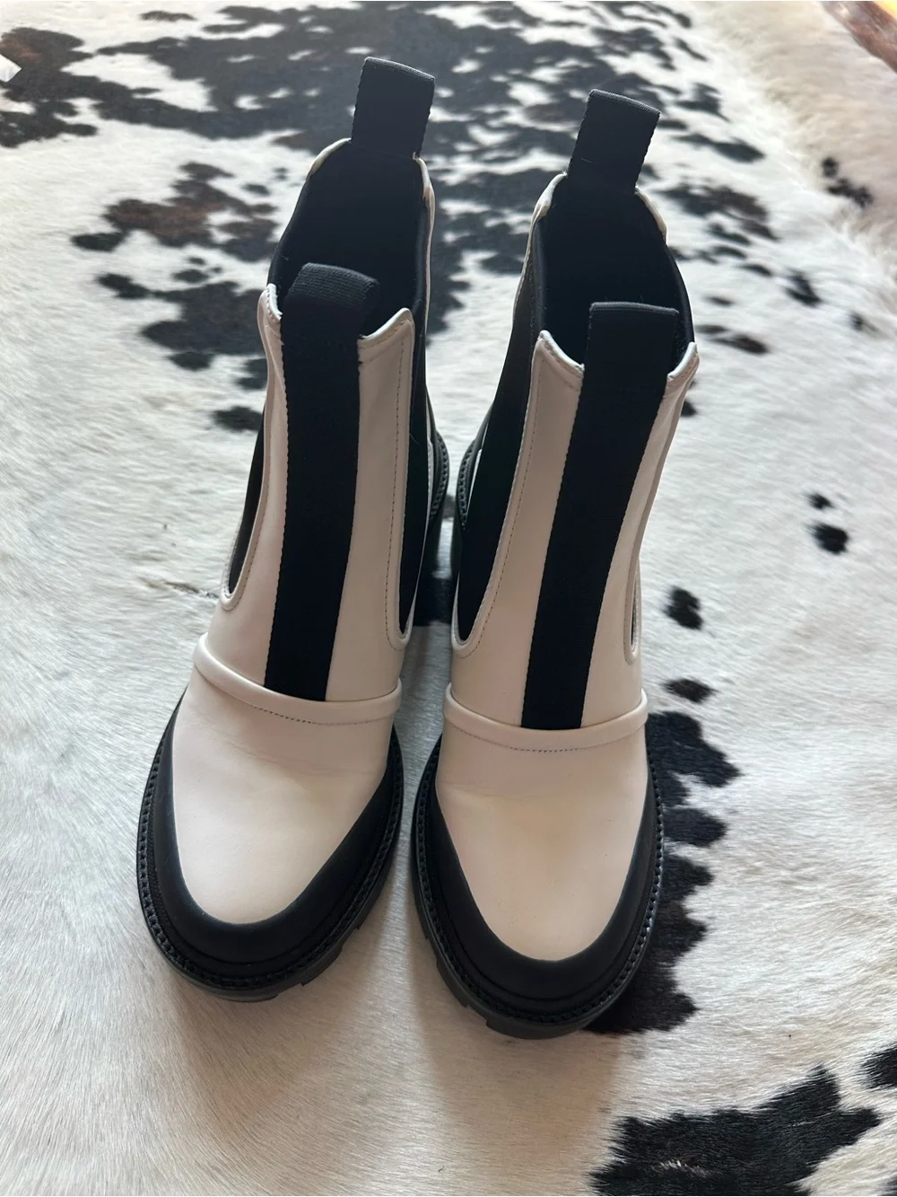 Tory Burch Black and White ‘Storm Tooper’ Chunky Chelsea Boots 9
